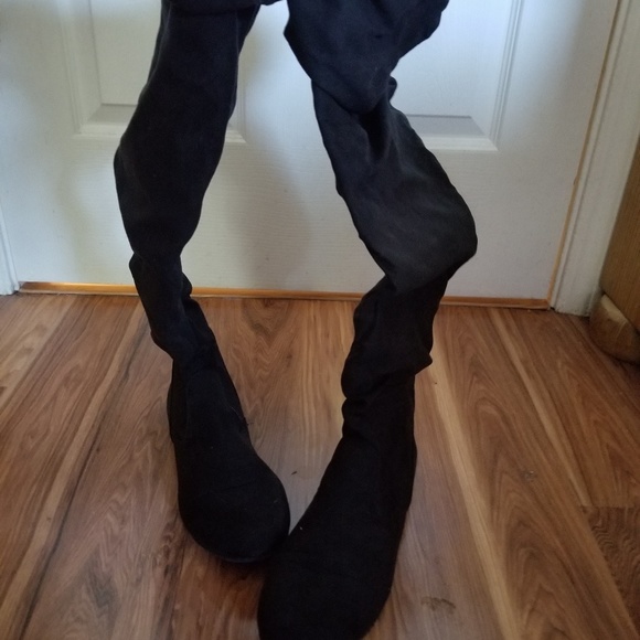 Bamboo Shoes - Picture 1 of 2